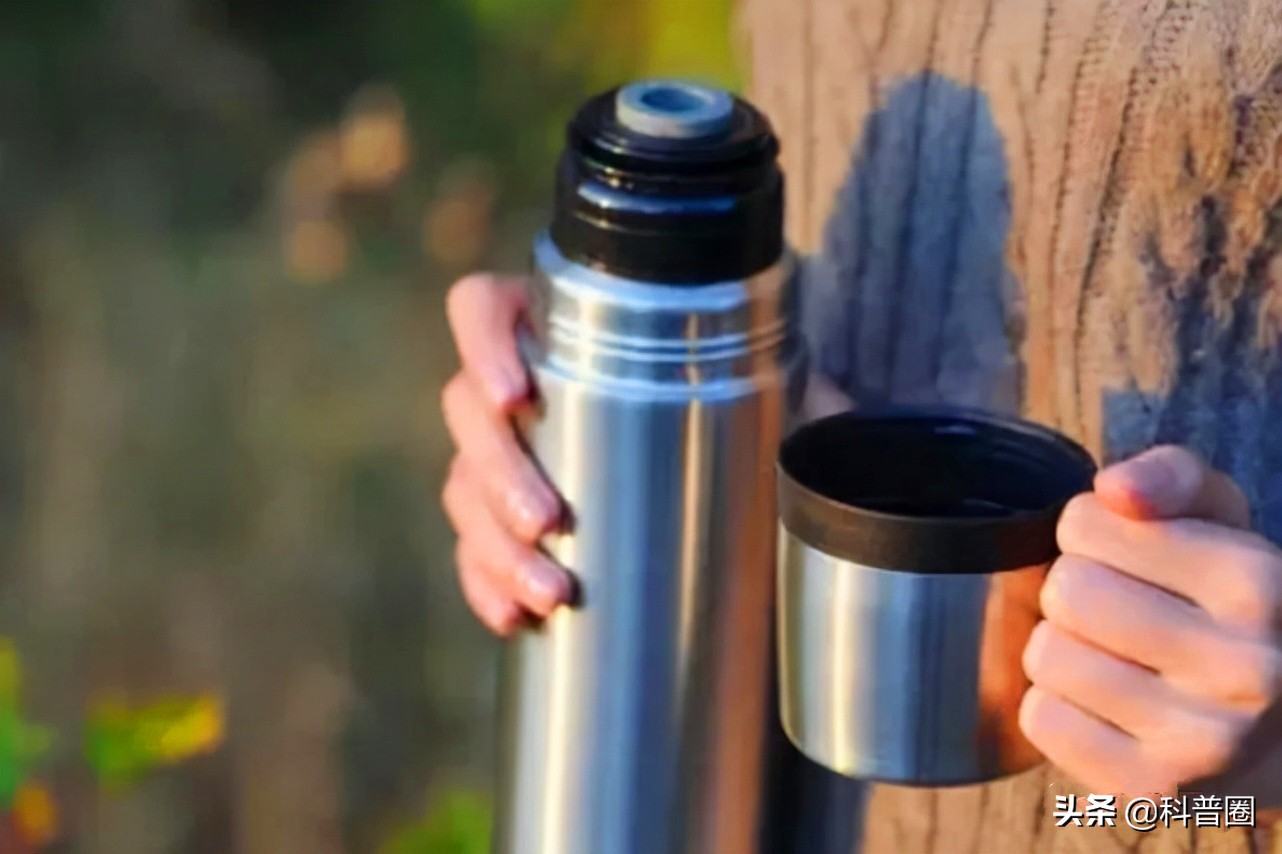 “夺命保温杯”屡次遭央视曝光,保温杯夺命保温杯遭央视曝光