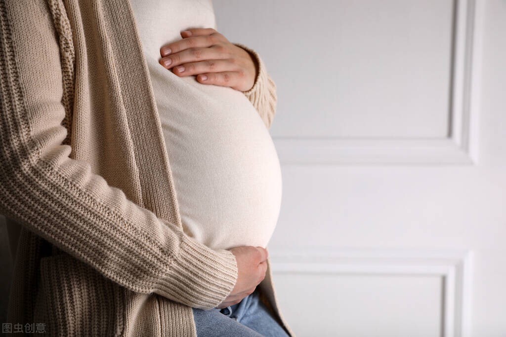 怀孕初期有哪些症状试纸测不出来,怀孕初期有哪些症状胸胀