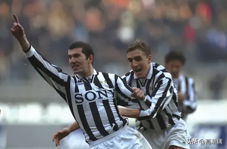 艺术足球齐达内,足球大师齐达内价格