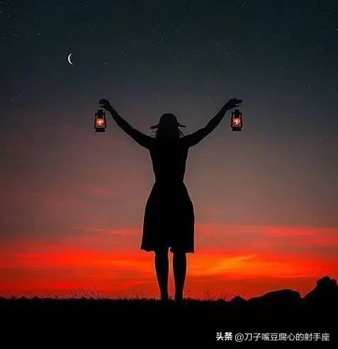 天秤座：我既媚君姿，君亦悦我颜