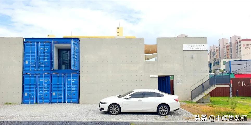 用集装箱打造的多功能咖啡馆设计,集装箱改造简约轻奢风咖啡厅