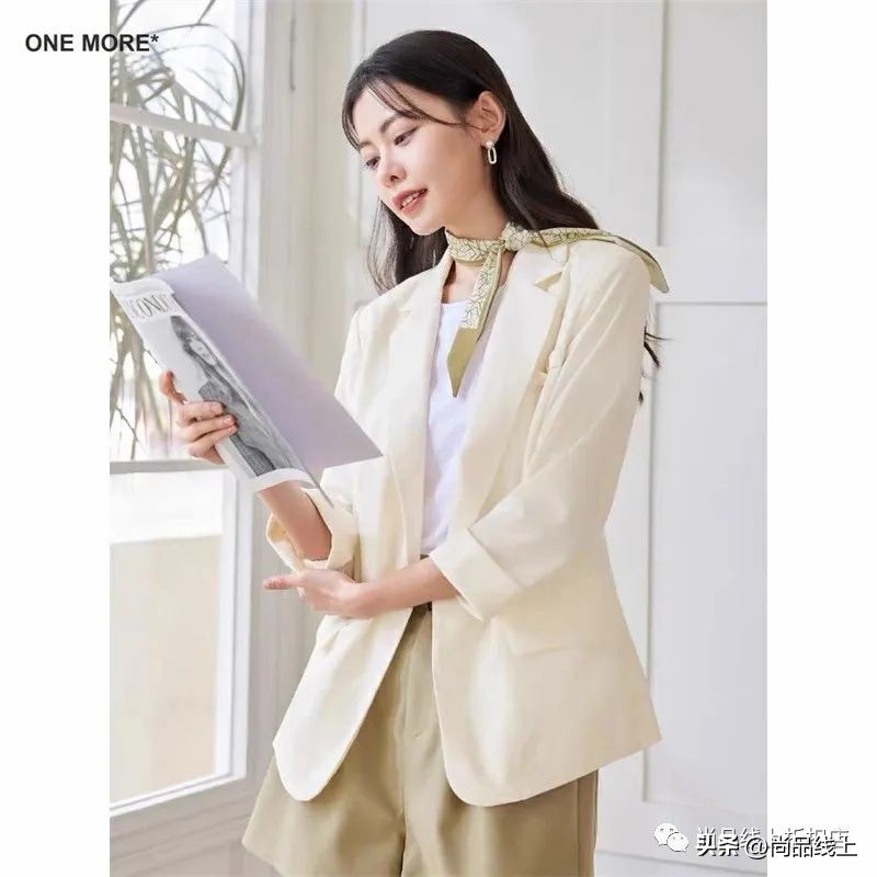 梨形身材喇叭裤不拉链,梨形身材微喇叭裤适合吗