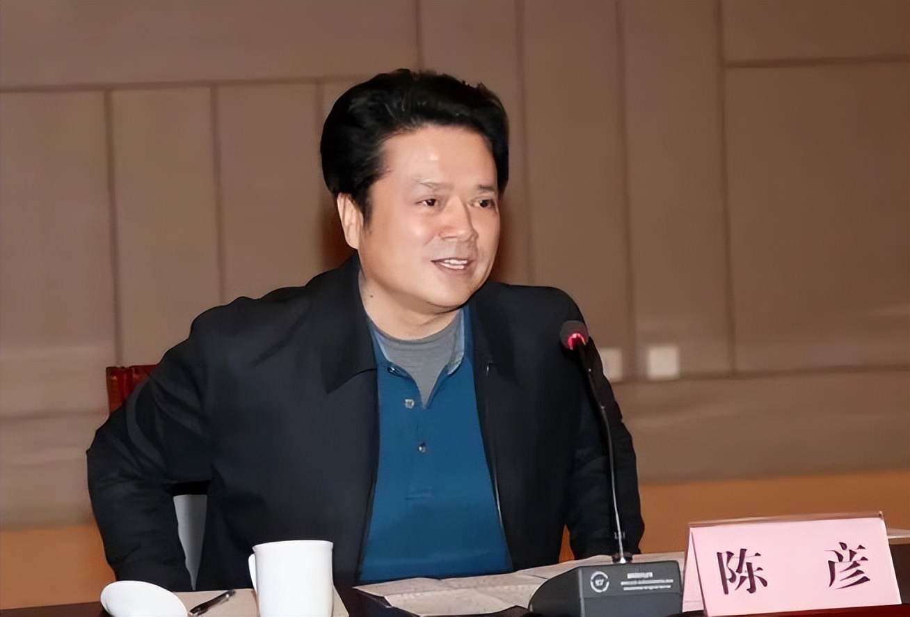 陈彦和贾平凹谁级别高,贾平凹书籍阅读感悟