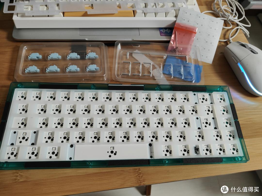 卷出高度卷出创新,推荐几款性价比高的黑轴机械键盘