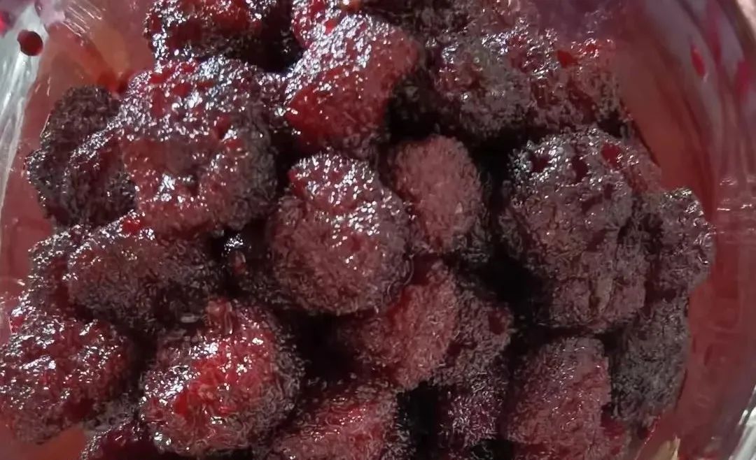 杨梅怎么吃好吃又简单,夏天杨梅的好吃法