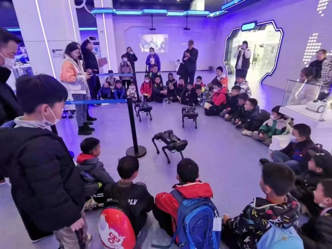 科技体验研学,科技研学课