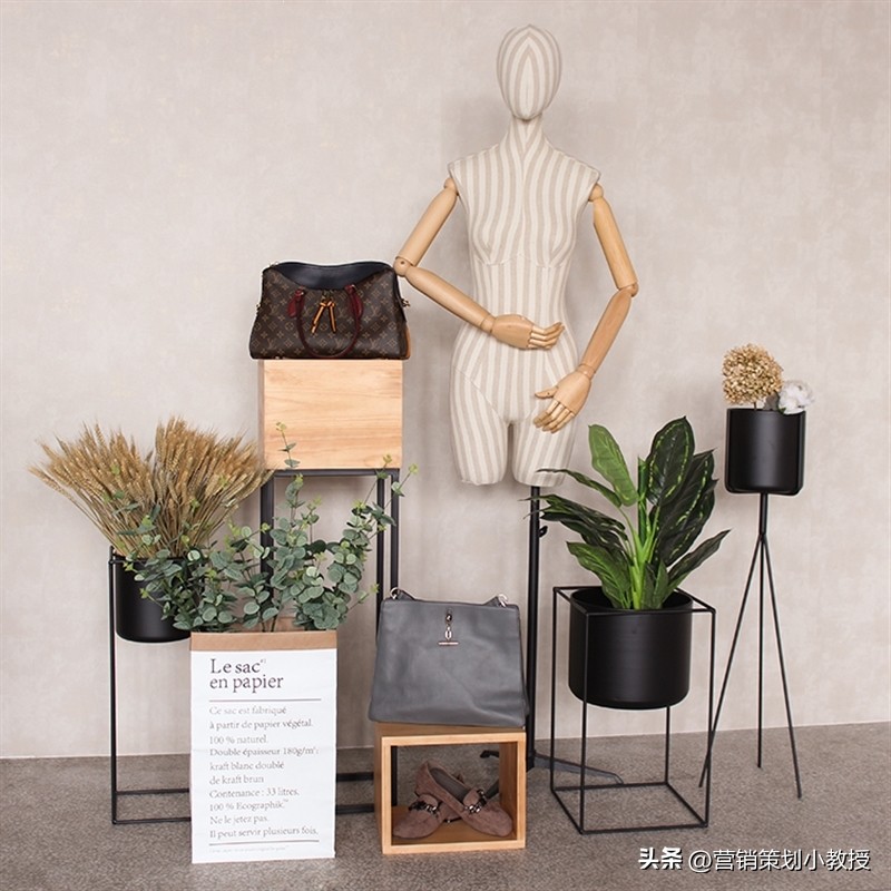 第31篇:穿名牌服饰，不但你不花钱，每年还能赚到钱