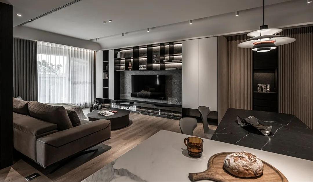 发现一对60后夫妻的家，装修那叫一个高级，比样板间还要漂亮