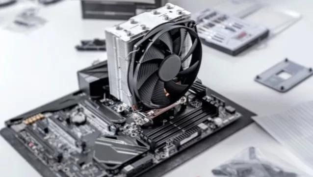 cpu散热器选固定风速还是选智能款,cpu散热器好还是铜管好