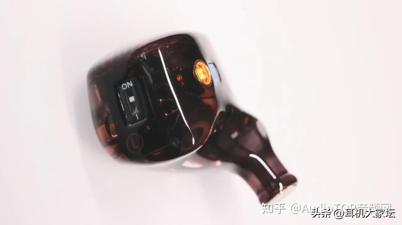 飞傲fh15圈铁混合耳机,飞傲fx15耳机