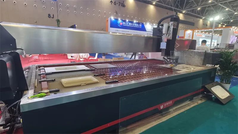 最新低碳智能技术亮相石油装备展,低碳技术与智能制造科技博览会