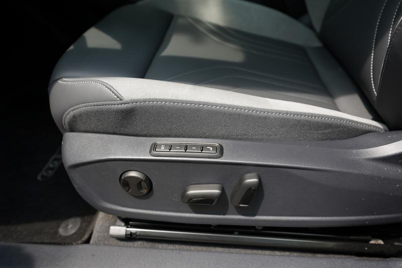 id4crozz基础版夜间灯光,id4crozz高性能版本提速