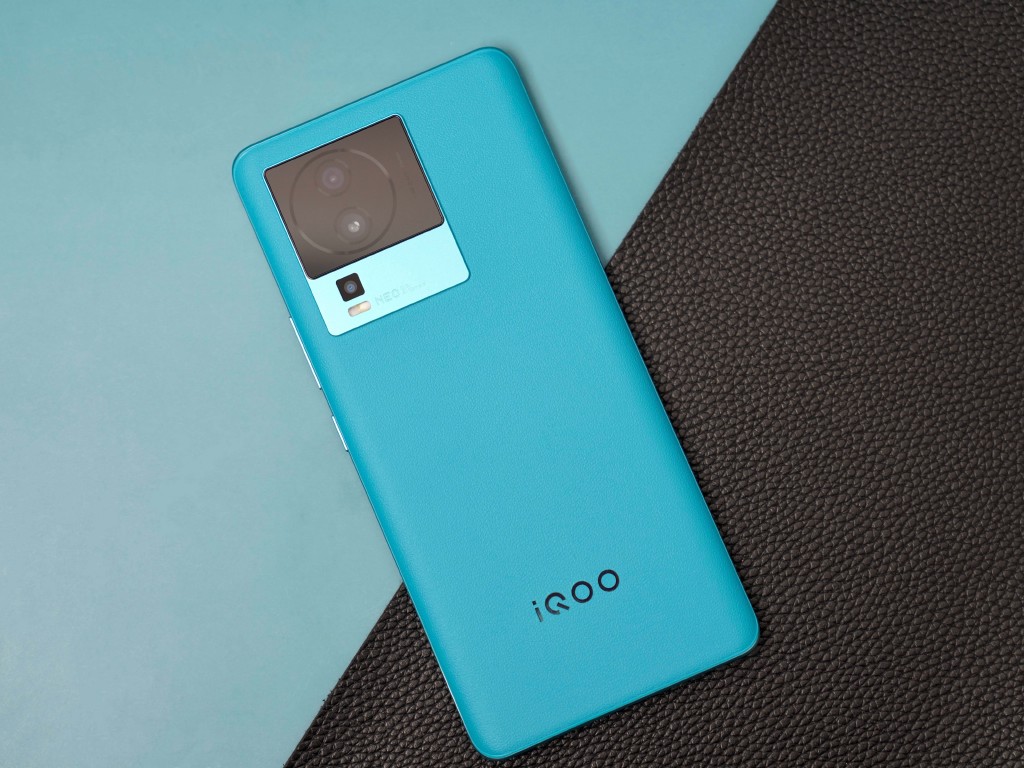 iqooneo7竞速版骁龙8是满血吗,iqooneo7竞速版骁龙8+可以用多久