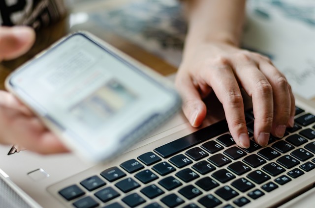 智媒ai伪原创写作助手免费版,免费好用的ai伪原创写作工具