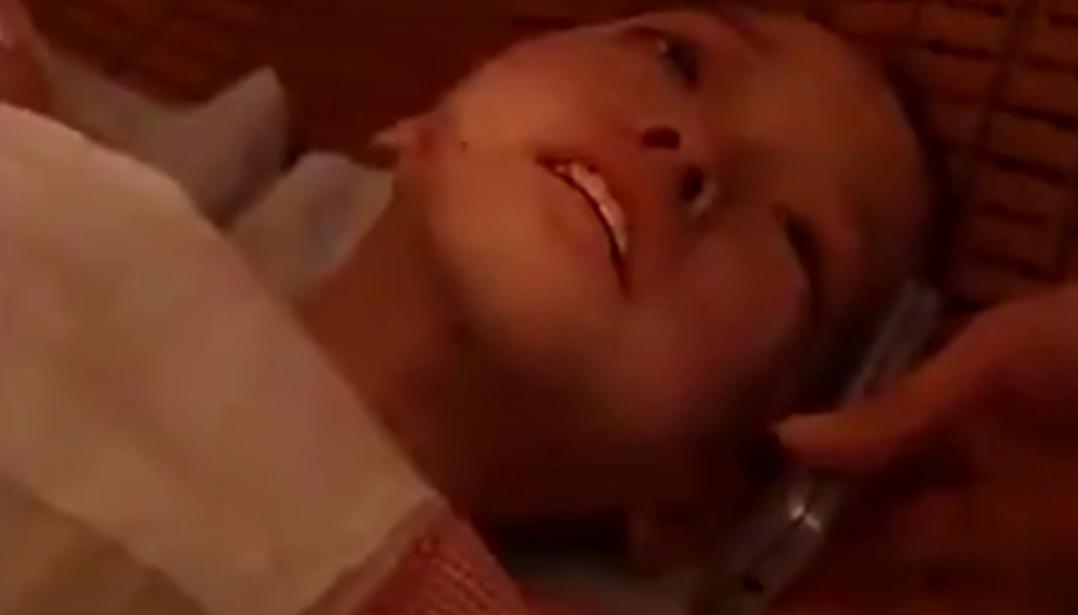 四川10岁女孩生命垂危,四川十岁女孩身体溃烂父母辟谣