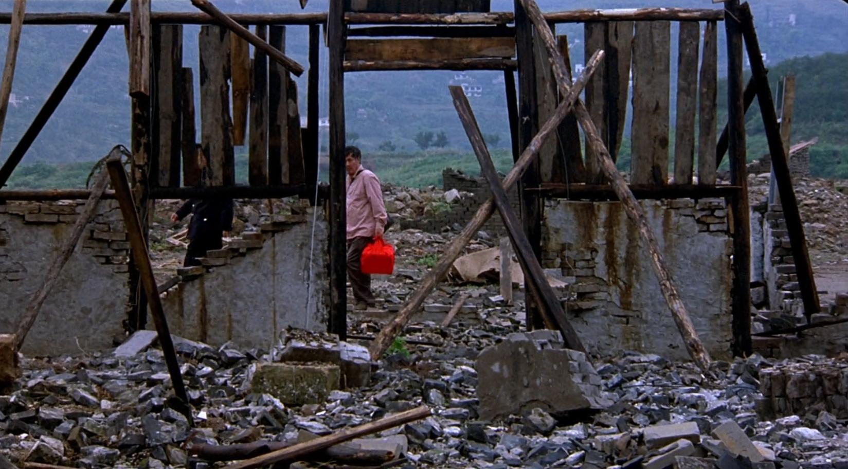 打工人的心酸背着一具尸体从深圳到重庆，他只是想要回家