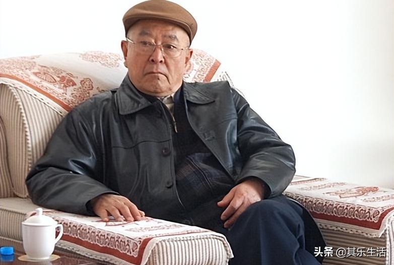 历届中国电影金鸡奖—终身成就奖，谢晋、秦怡等多位艺术家获奖