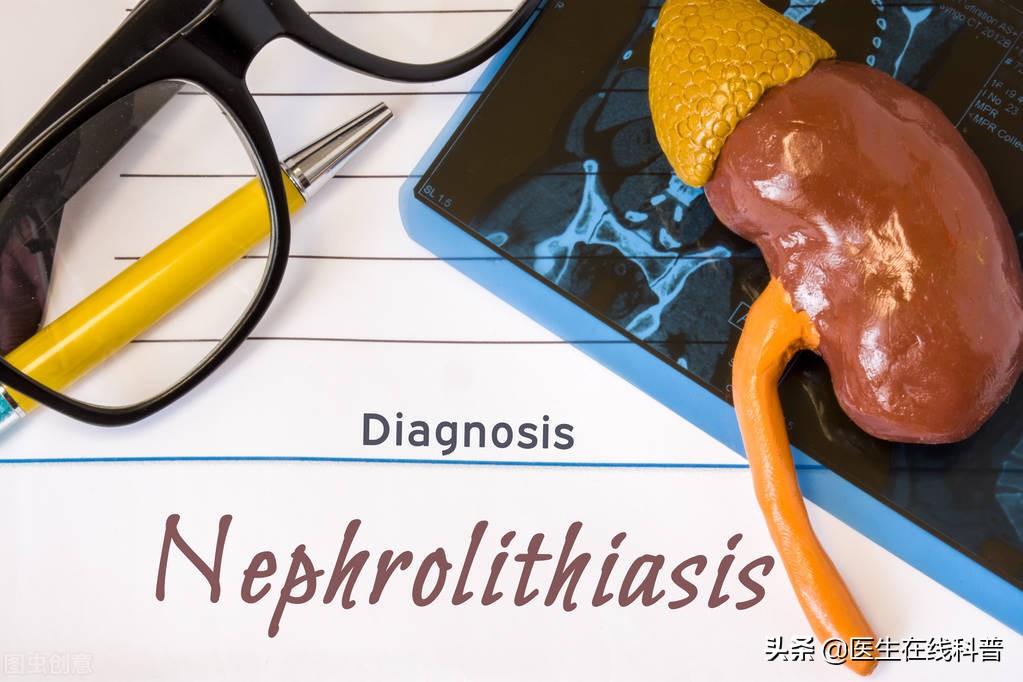 中药停药2天后尿液正常吗,中药喝了一个多月尿变的很少