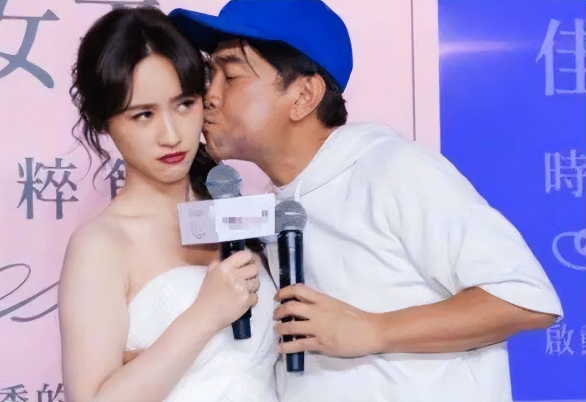 父女之间亲嘴的危害,父女亲脸拥抱违法吗