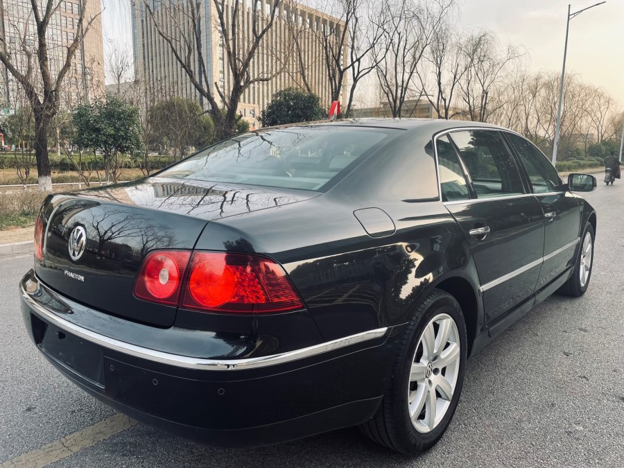 大众辉腾1.8t全款多少钱落地,几万的大众辉腾