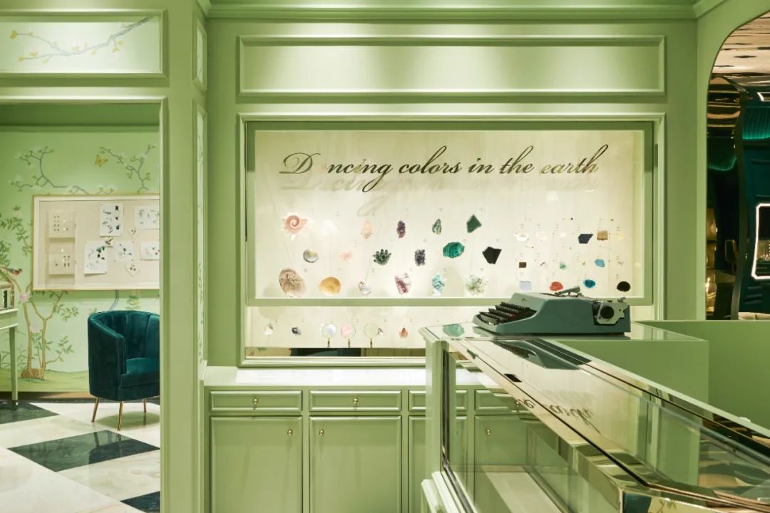 lolarose旗舰店新款手表,lolarose手表昆明专柜有没有