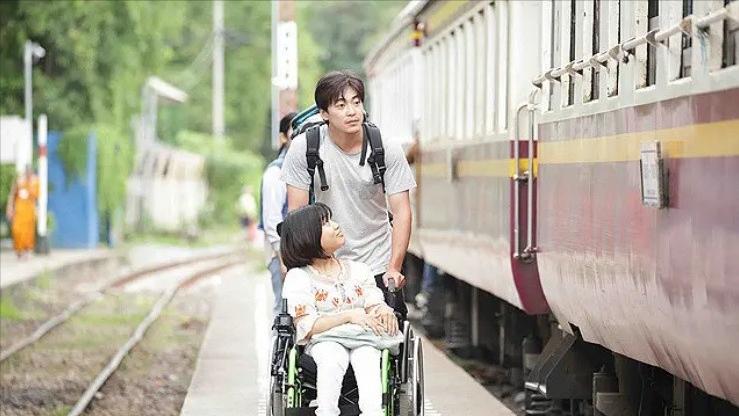 一部挑战道德底线的日本电影,一部题材敏感的日本电影