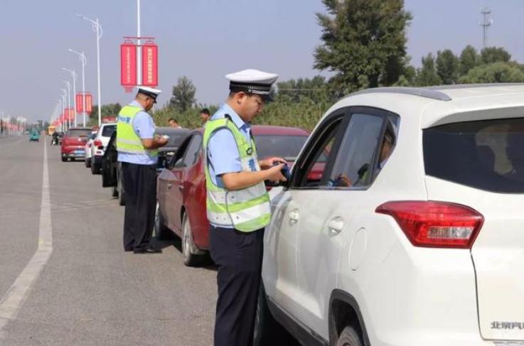 电子眼闪两下什么意思,电子眼连续闪两次是什么意思