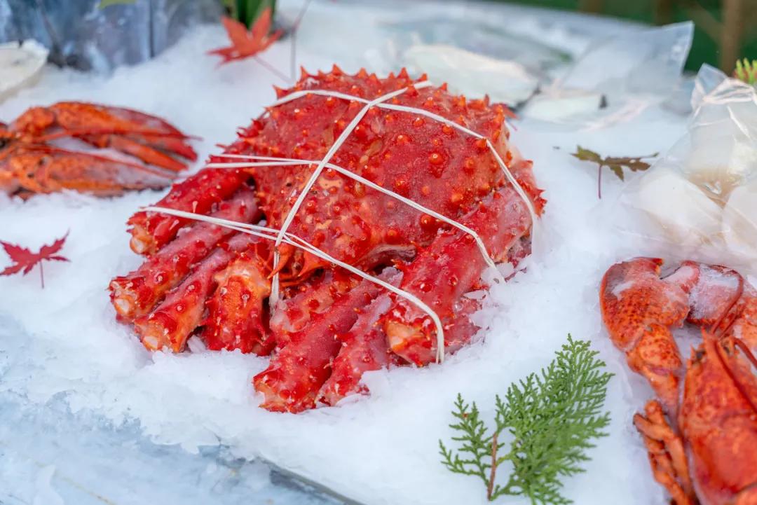 【网络谣言粉碎机】一些人认为，螃蟹死了以后，只要迅速吃掉，就不会有事，死蟹还卖的更便宜。