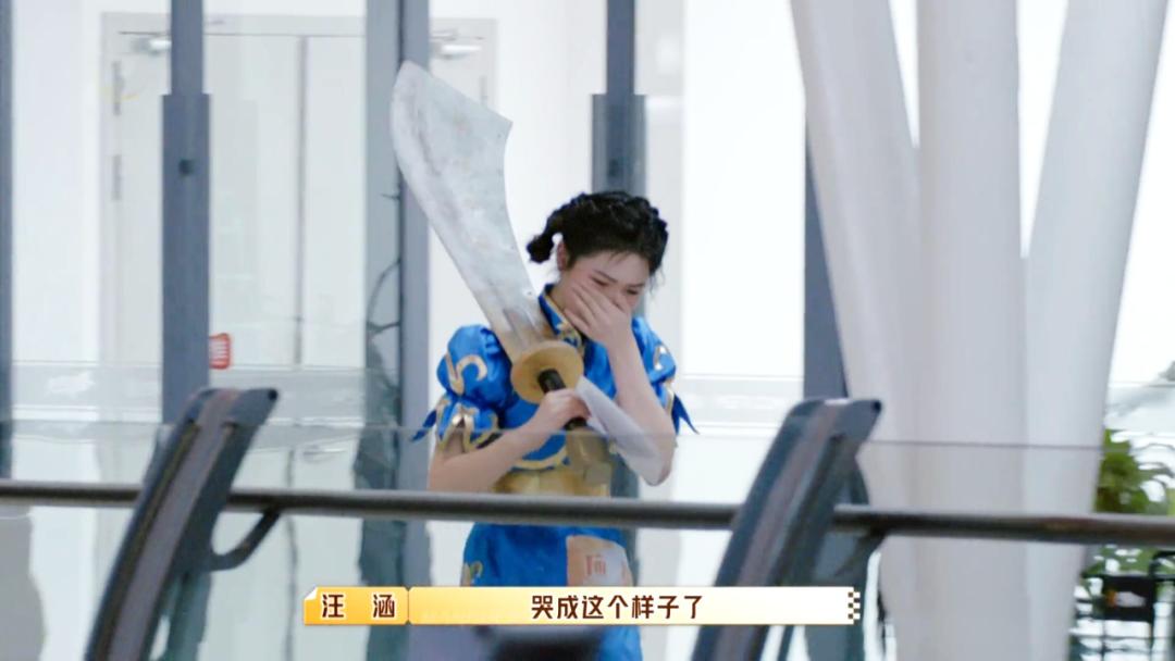 何炅说出职场真实一面视频,何炅揭秘职场