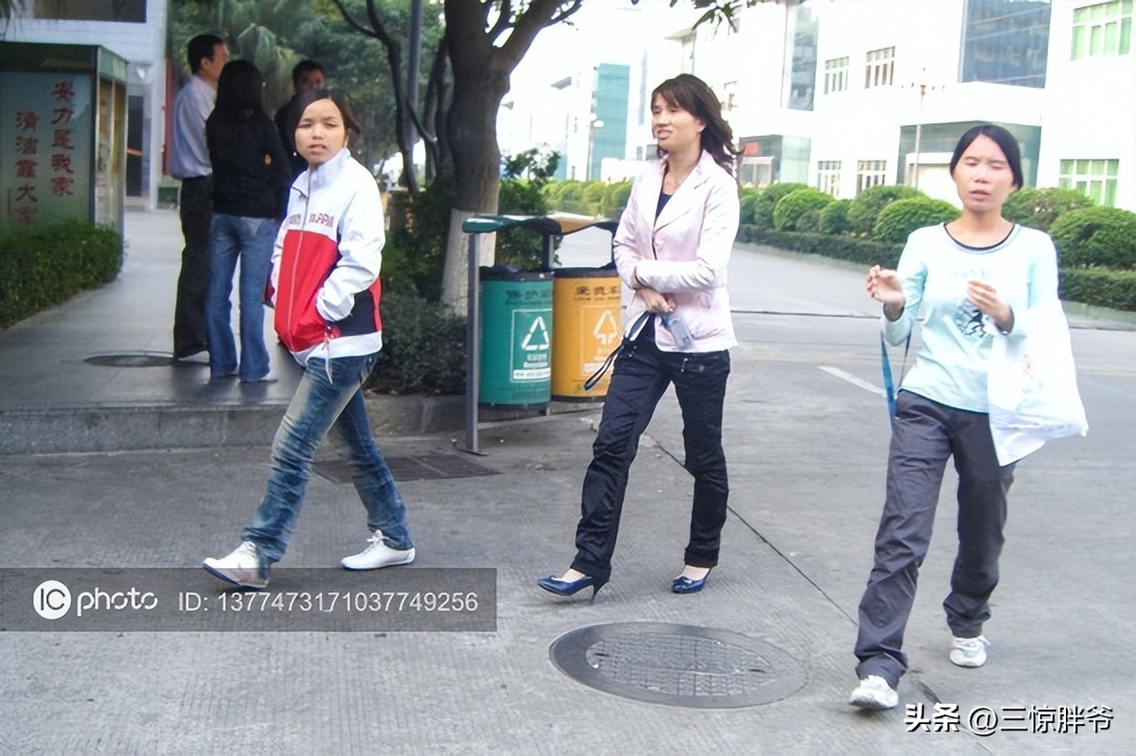 东莞1997：工厂生活太辛酸，石榴裙下笑开颜