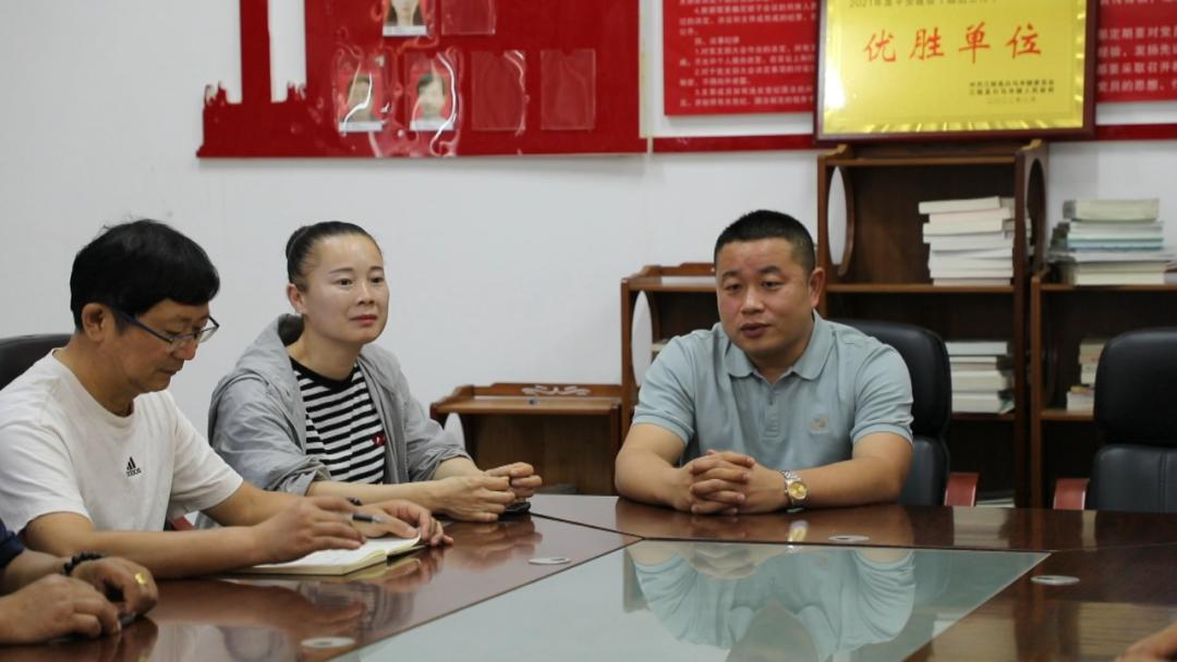 白马寺镇：发展顾问成为农户致富的“香饽饽”