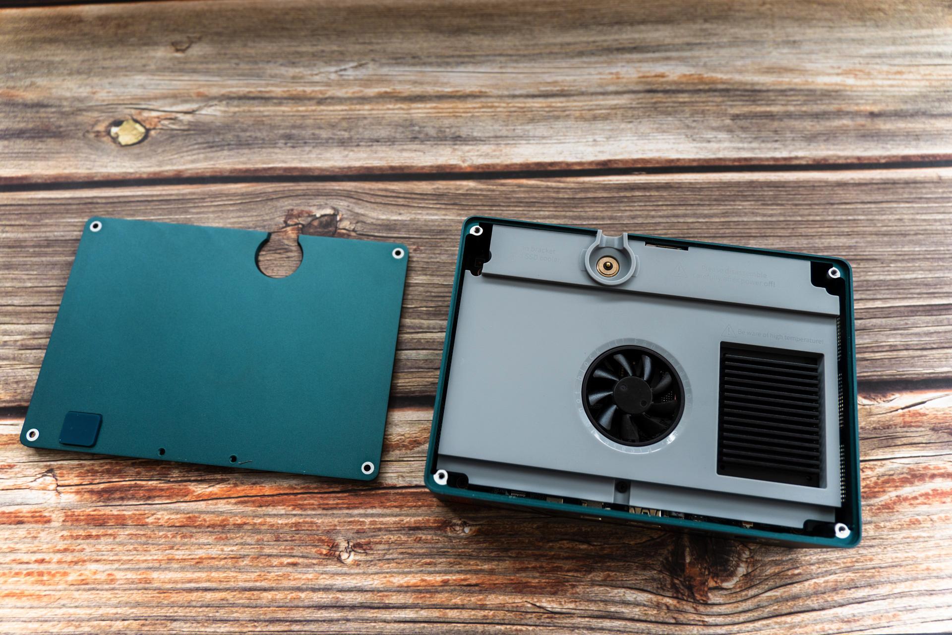 amd锐龙77840hs迷你主机拆解,amd7840h迷你主机显卡测评