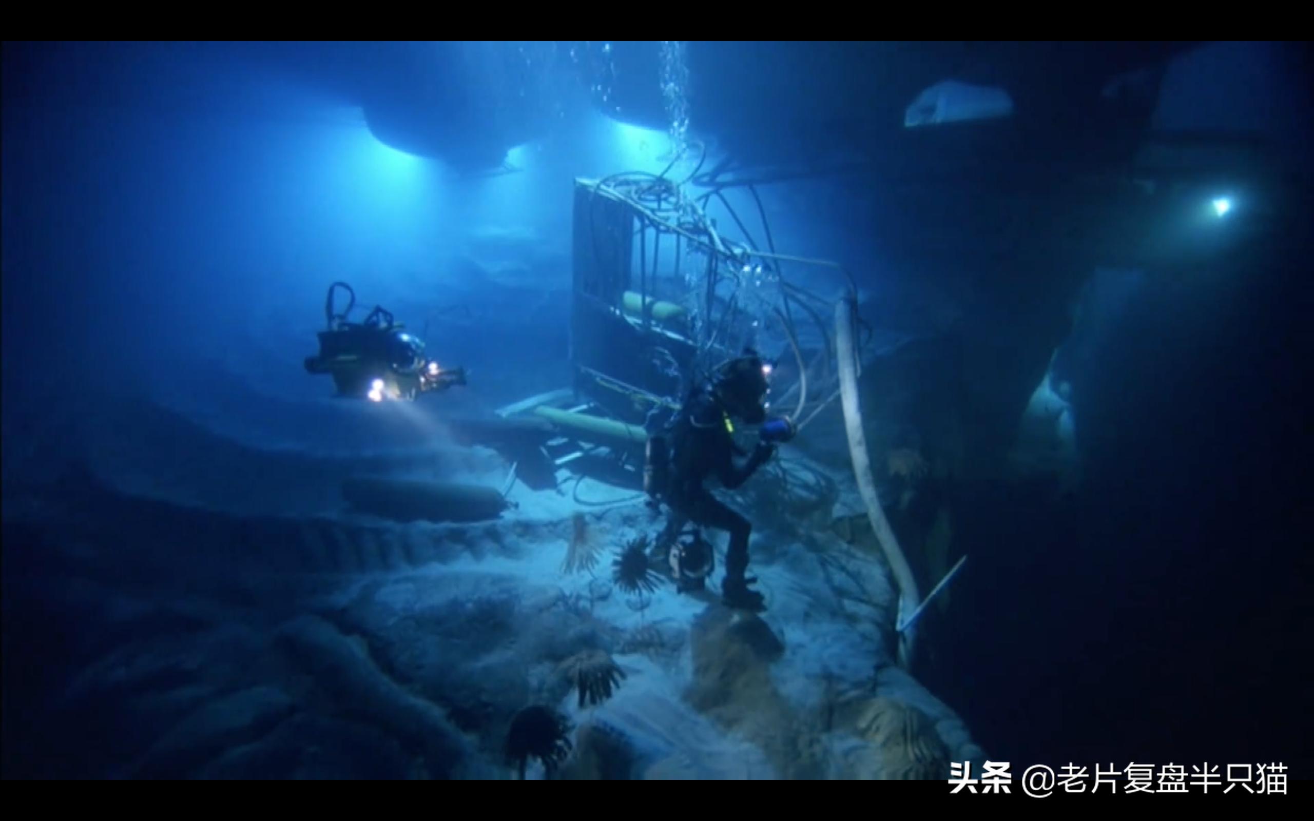 深海电影细思极恐细节,潜入海底一万米深海恐惧症