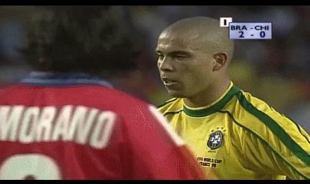 98世界杯半决赛大罗奔袭,98世界杯大罗对荷兰