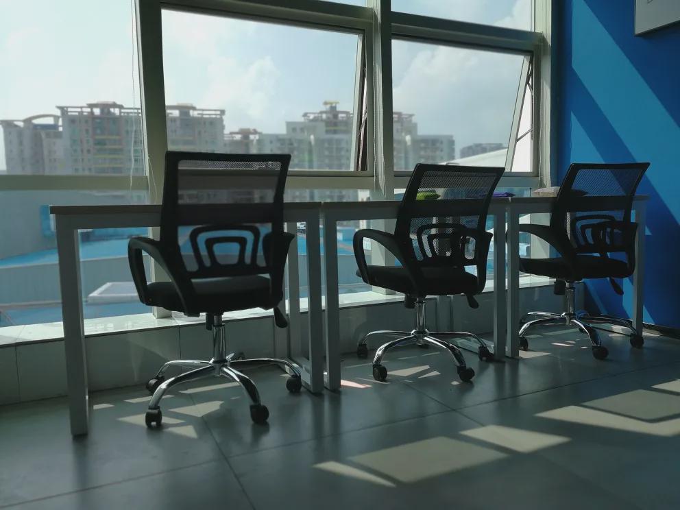 深圳宝安出租小型办公室,深圳宝安租赁小办公室推荐