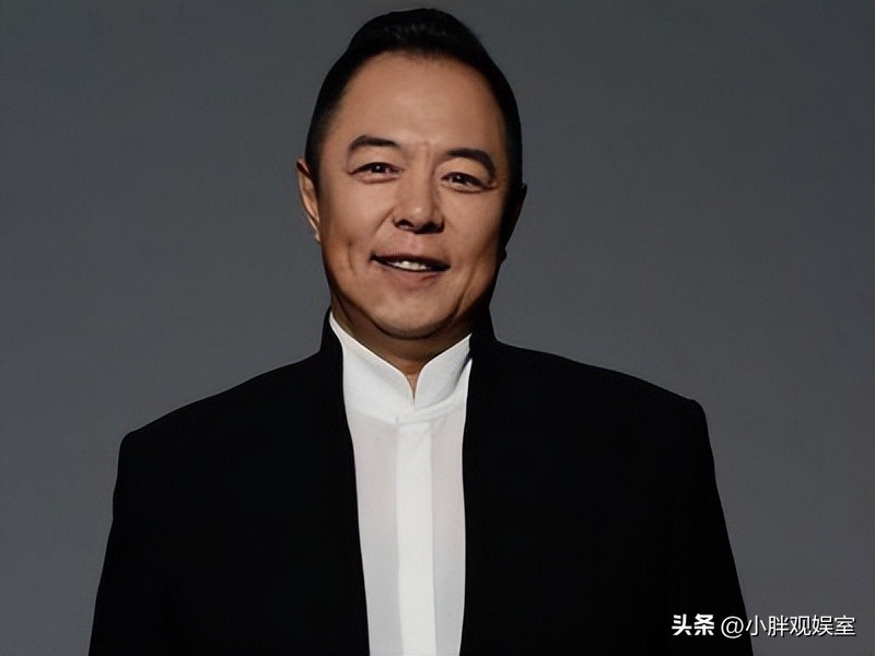 盘点失德的10位老戏骨，有人在恩师追悼会卖片，有人圈钱去国外花