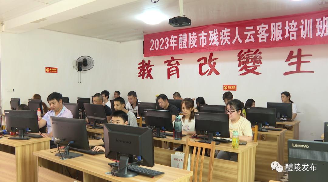 兼职淘宝云客服一个月能拿多少钱,淘宝云客服已经工作了还能抢吗