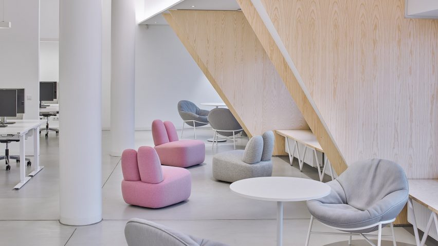 2021在时尚中创意，Dazeen陈列室12款椅子作品赏析