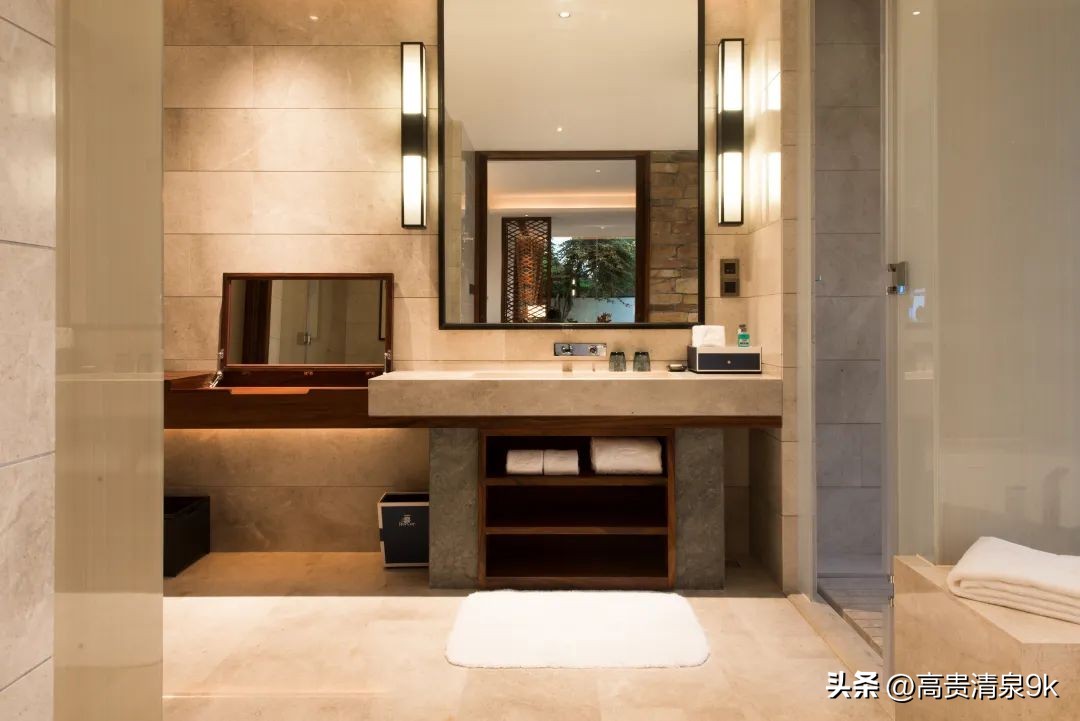 千年赶一街大理三月街,大理三月街民族节开幕几点钟左右