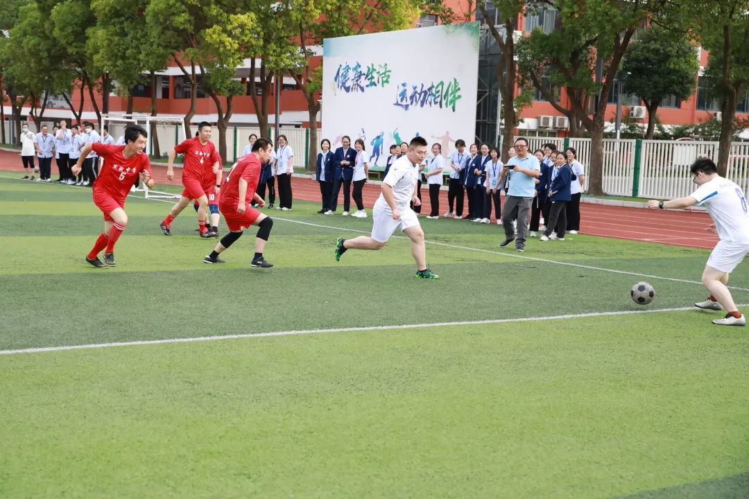 实验梧桐学校足球比赛,实验中学足球比赛