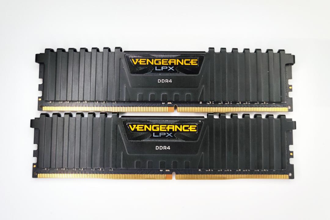 海盗船h150ipro和恩杰x73哪个好,恩杰x72跟海盗船h150i哪个好