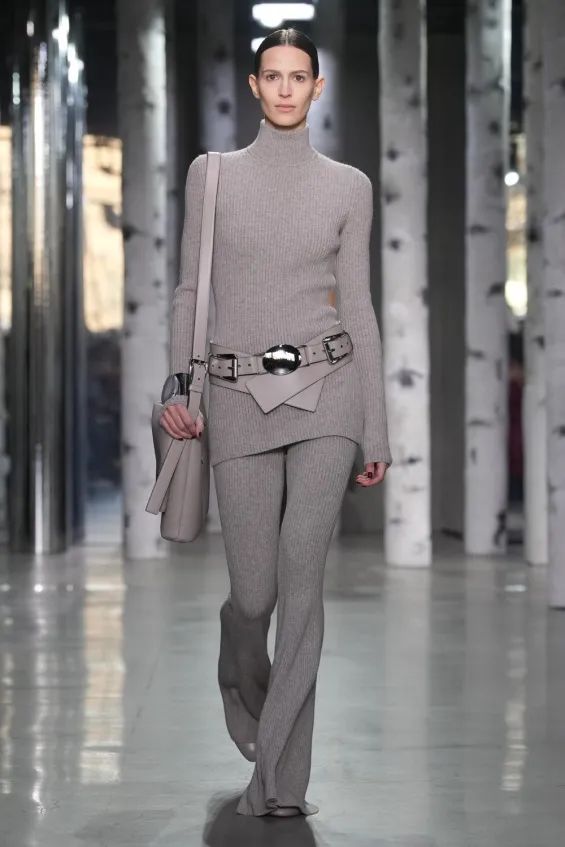 新一季的MK，一场都市波西米亚狂欢