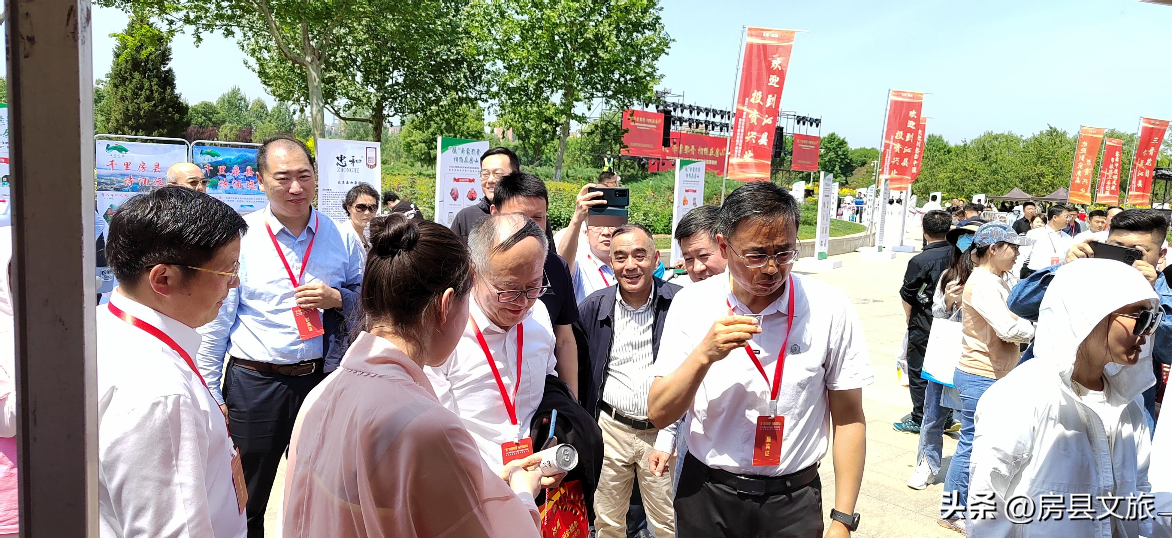 同饮一江水两广一家亲,共饮一江水两岸一家亲视频