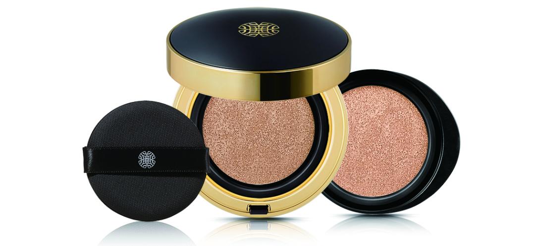 只能露出上半张脸的口罩时代，C区是修改妆容的关键