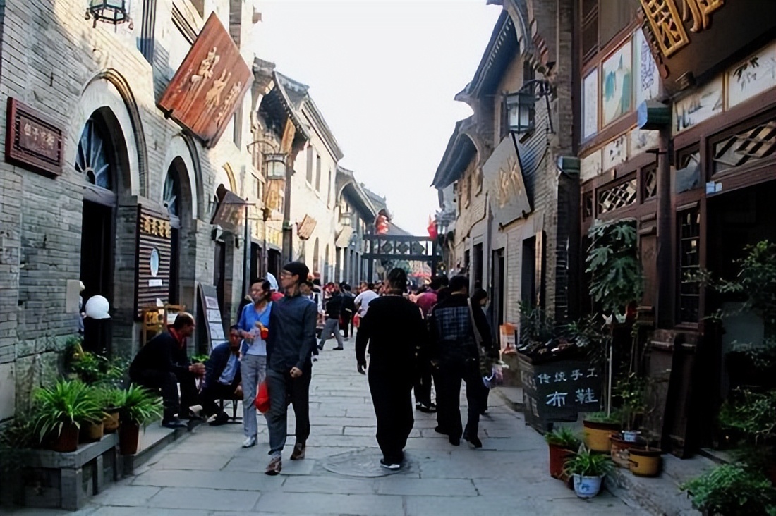 来淄博可以尝到美食烧烤赏到美景,来淄博吃的不仅仅是烧烤