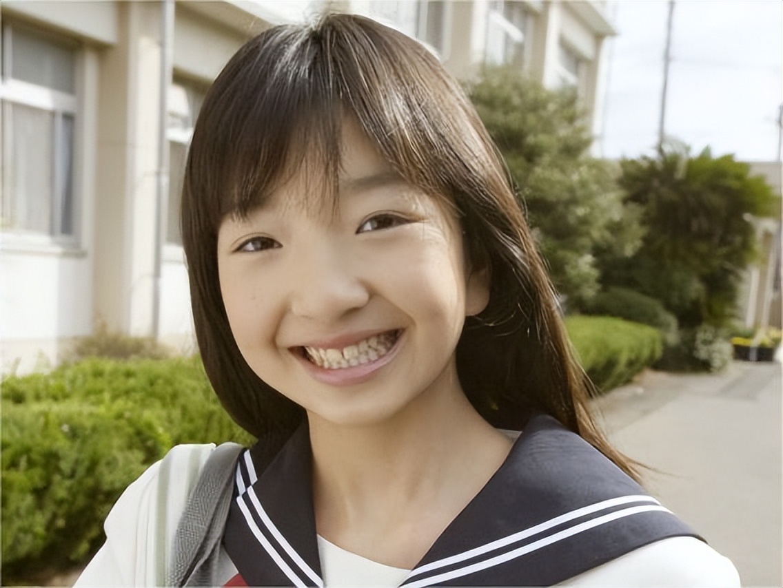 广东高考女孩不考北大清华,16岁女孩口出豪言懒得考北大清华