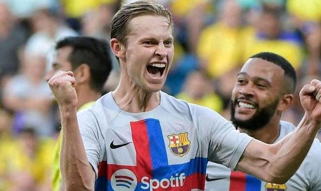 今晚上演巅峰对决，总身价16亿欧，两少帅斗法，莱万狭路相逢旧主