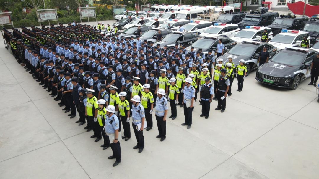 持续做好夏季治安打击整治行动,扎实开展夏季治安打击整治行动