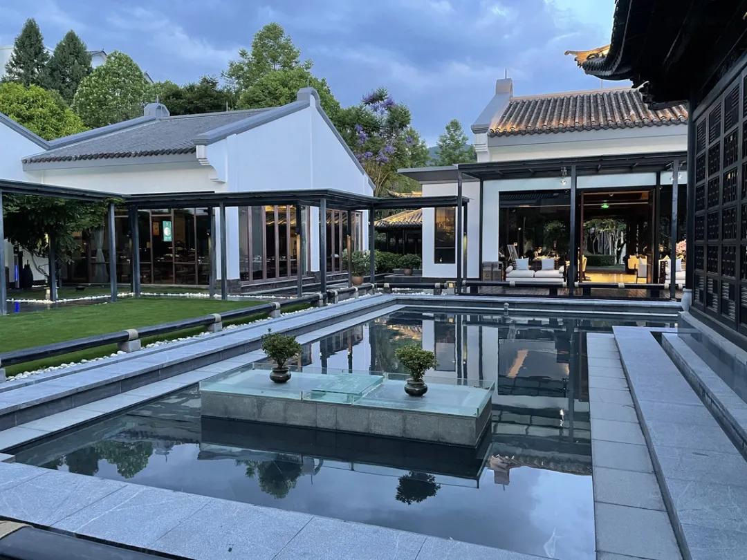 国内真正的天然温泉大全,国内真正的天然温泉排名