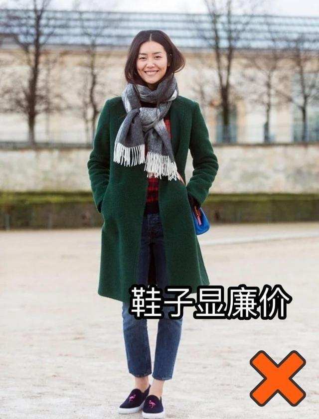 运动鞋这样穿不但知性优雅还减龄,适合50岁女人的运动鞋